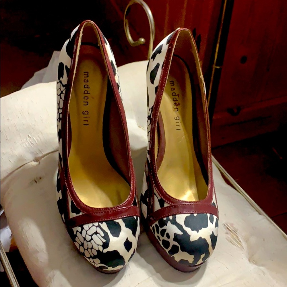 Printed High Heels - image 1